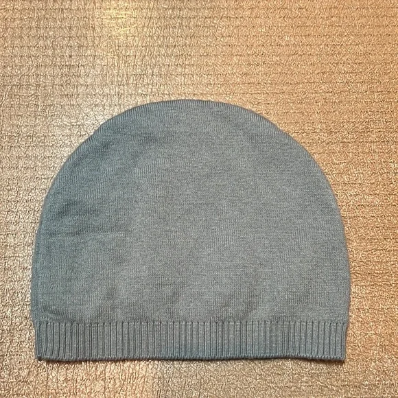 Juicy Couture Grey Vintage Beanie - Picture 3 of 4